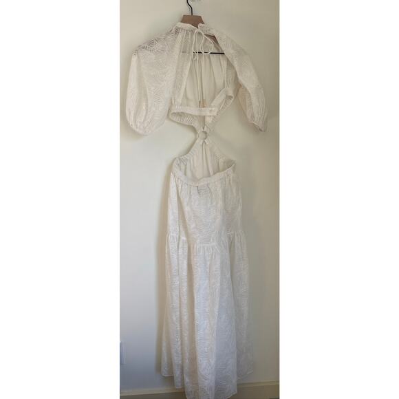 Significant Other Skyler Maxi Dress in White. Size 6 - Picture 5 of 8